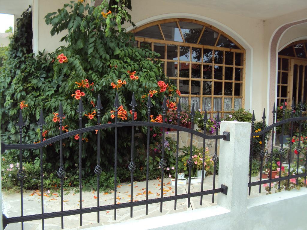 Amfora Guest House Byala  Dış mekan fotoğraf